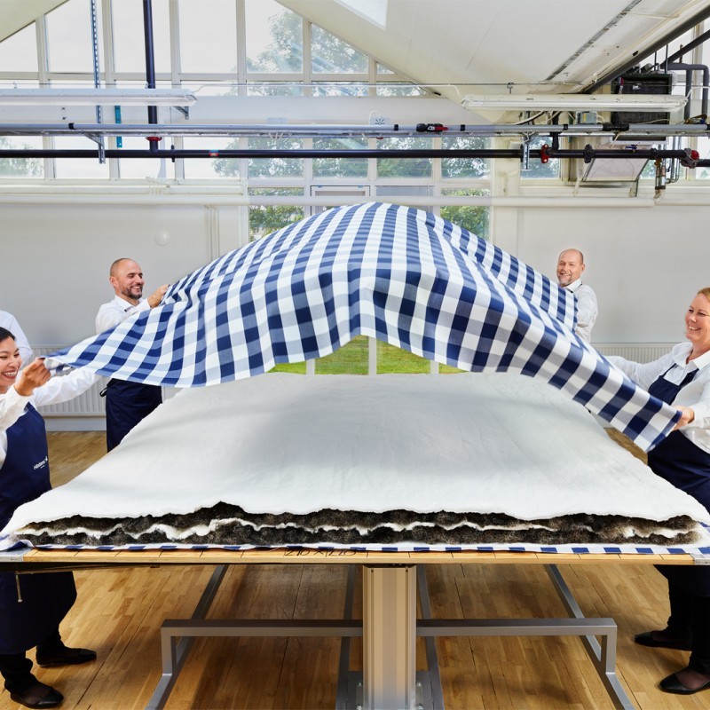 海丝腾，始终致力于打造世界上最好的床