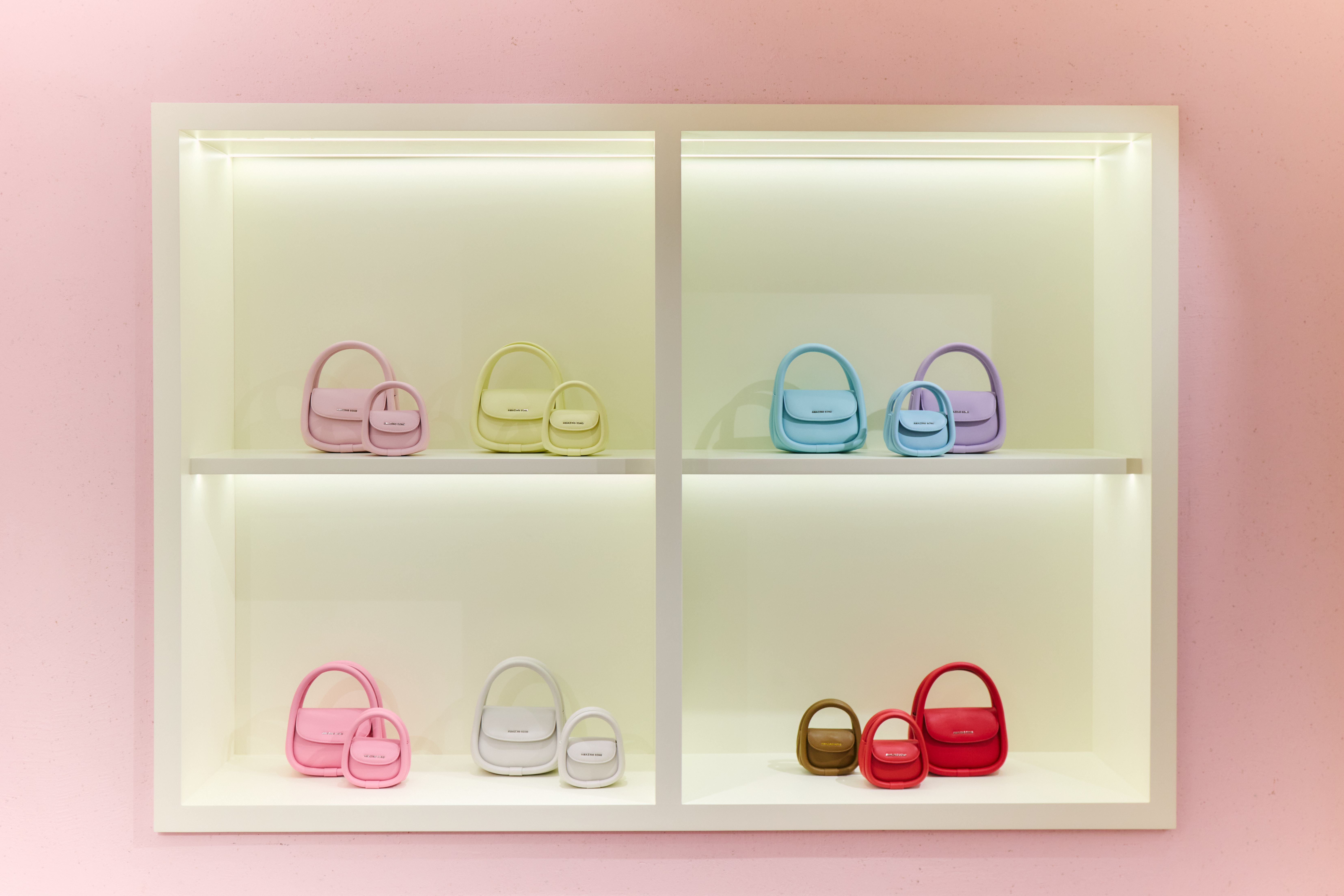 amazing song 乙颂携手品牌代言人陈都灵首发呈献高端「白金标系列」